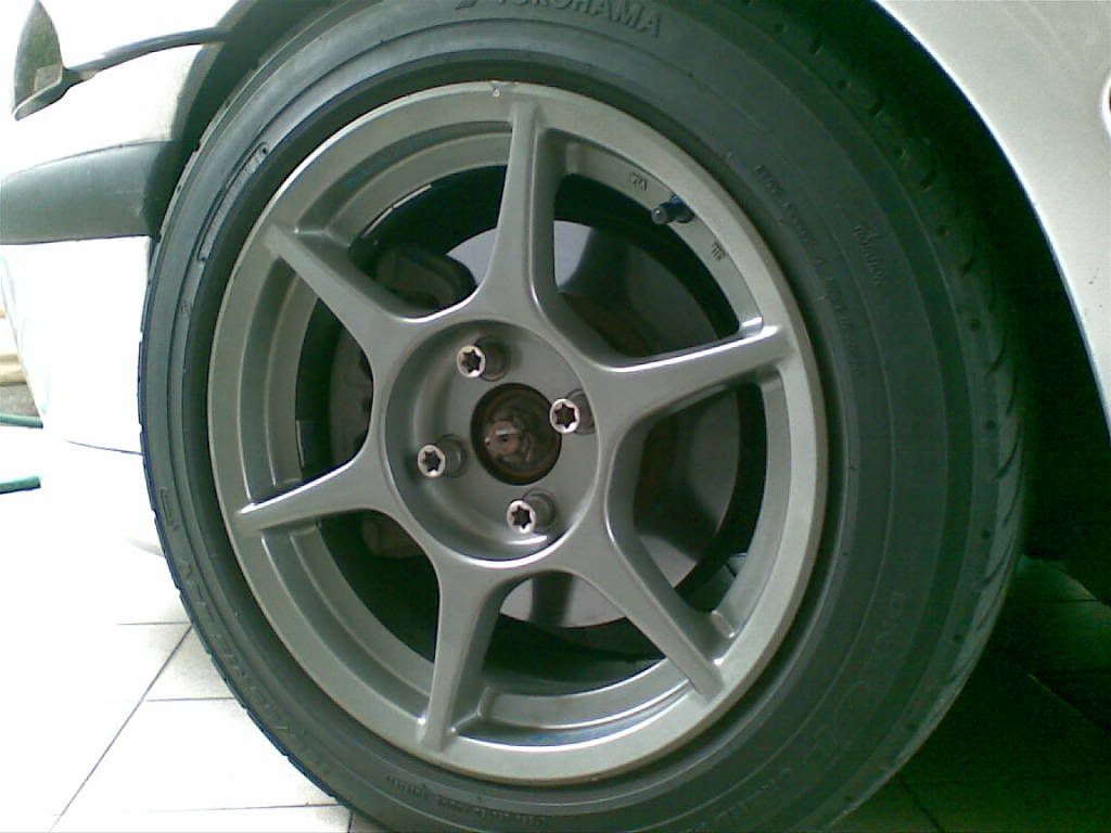 30102008001.jpg